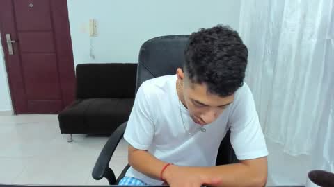 Snapshot of chandler_kenji chatting on 09.16.25 Kenji online show from 09.16.25