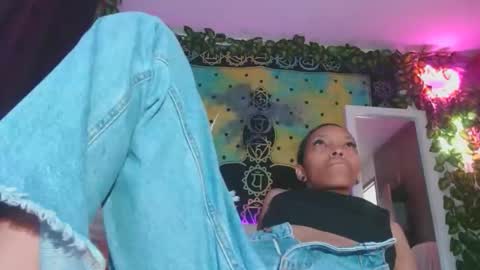 Chanel M. online show from 09.27.25