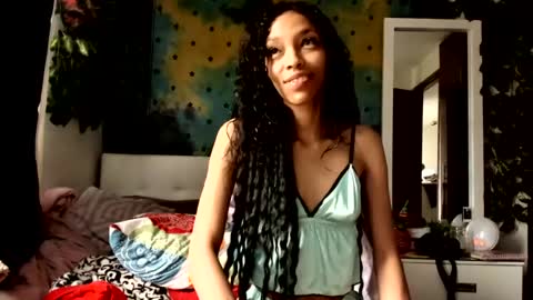 Snapshot of chaneel_ chatting on 08.03.26 Chanel M. online show from 08.03.26