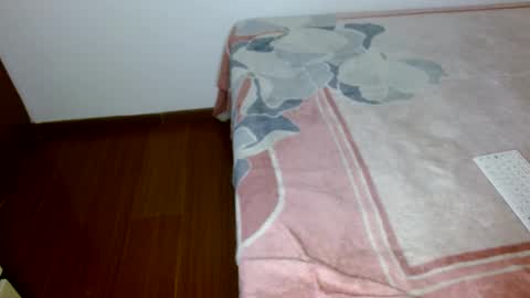 Snapshot of chanell_parisi chatting on 02.21.25 chanell online show from 02.21.25