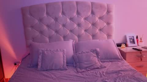 Chanell online show from 10.10.25