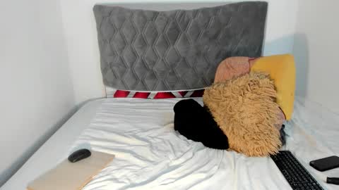 Chanell online show from 10.02.25