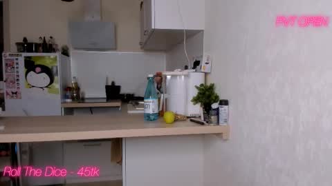 Holly online show from 02.27.25