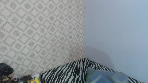 Snapshot of chantal_taylor_ chatting on 01.10.25 Raquel online show from 01.10.25