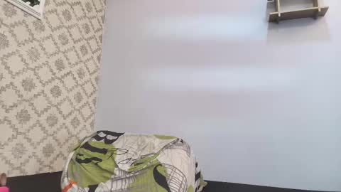 Snapshot of chantal_taylor_ chatting on 02.24.25 Raquel online show from 02.24.25