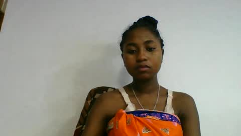 Snapshot of chantale483461 chatting on 06.16.26 chantale483461 online show from 06.16.26