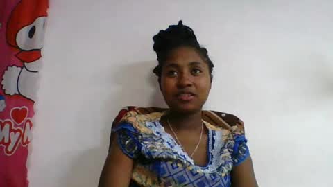 Snapshot of chantale483461 chatting on 07.12.26 chantale483461 online show from 07.12.26