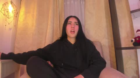 Chantall online show from 12.03.24