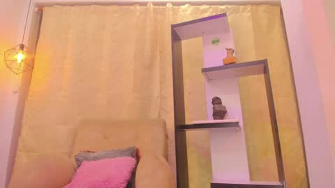 Chantall online show from 01.07.25