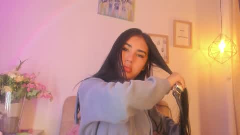 Chantall online show from 02.18.25