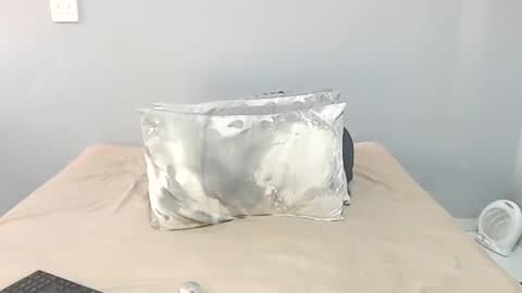 Snapshot of chantel87_ chatting on 10.23.25 chantel87_ online show from 10.23.25