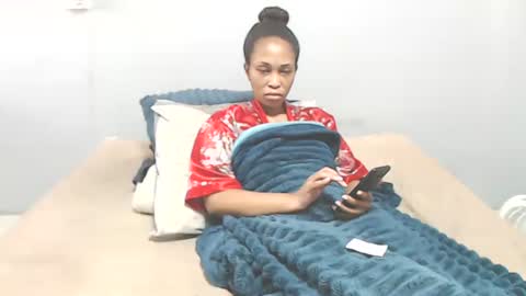 chantel87_ online show from 11.26.25