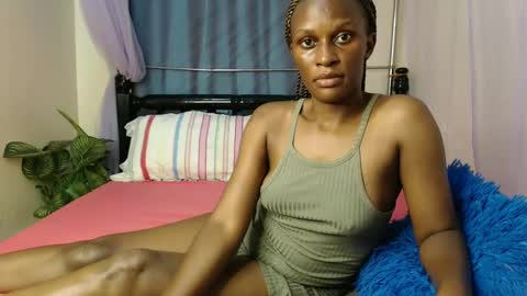 Snapshot of chantelsamz2 chatting on 12.09.24 Chantel online show from 12.09.24