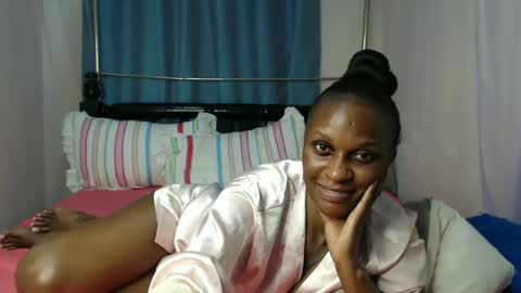 Snapshot of chantelsamz2 chatting on 02.28.25 Chantel online show from 02.28.25