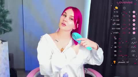 Suzanna Snow online show from 12.10.24