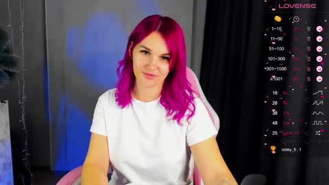 Suzanna Snow online show from 12.12.24