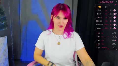 Suzanna Snow online show from 12.24.24