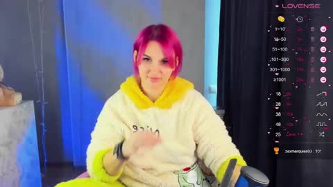 Suzanna Snow online show from 01.14.25