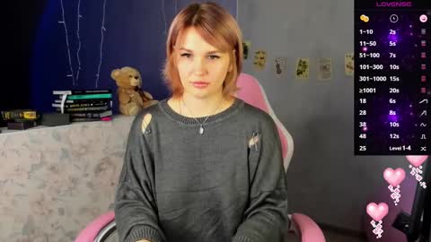 Suzanna Snow online show from 03.06.25