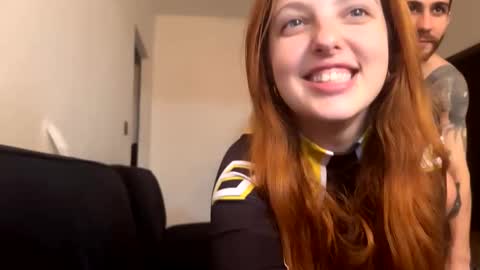 Snapshot of chaptertoo chatting on 10.07.25 SofiLiam online show from 10.07.25