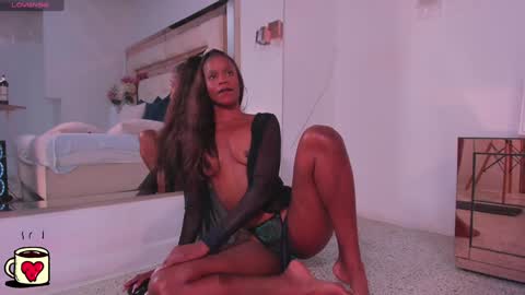 charis_hill online show from 12.21.24