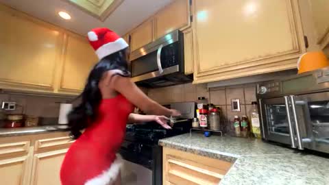 charismasweets online show from 12.18.25