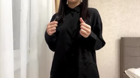 Valentina online show from 11.25.25