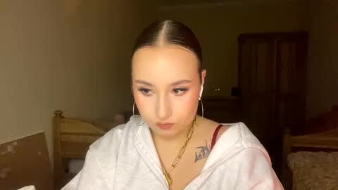 Trixie online show from 12.01.25