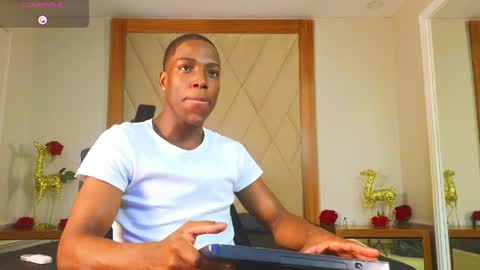 Snapshot of charlesbrown_ chatting on 05.26.26 charlesbrown_ online show from 05.26.26