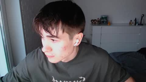 charleshanson69 online show from 11.12.25