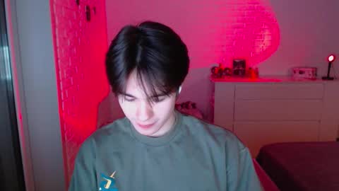 Snapshot of charleshanson69 chatting on 02.11.26 charleshanson69 online show from 02.11.26