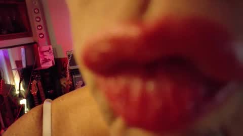 Charli online show from 10.17.25