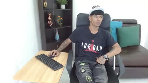 Charlie oconnor online show from 01.12.25