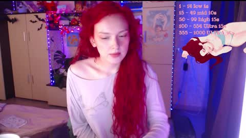 Snapshot of charlie_wtf chatting on 10.16.25 charlie online show from 10.16.25
