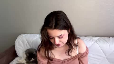 Snapshot of charlieluersen chatting on 02.21.26 Freya online show from 02.21.26