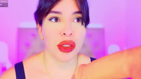 Charloott Evans online show from 12.16.25