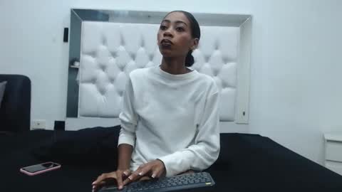 Snapshot of charlot_imp chatting on 01.11.26 charlot_imp online show from 01.11.26