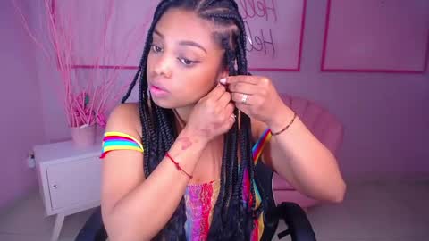 Snapshot of charlote_fun_a chatting on 12.17.24 Charlote online show from 12.17.24