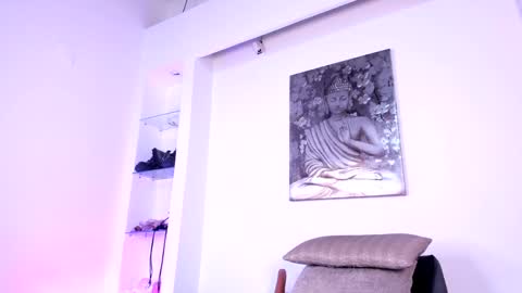 Charlote online show from 01.19.25