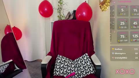 Snapshot of charloteflorence chatting on 03.02.25 Helen My schedule this week MondayTuesdayWednesdaySaturdaySunday online show from 03.02.25