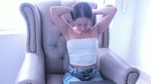 Snapshot of charlotetaylor chatting on 05.29.26 charlot online show from 05.29.26