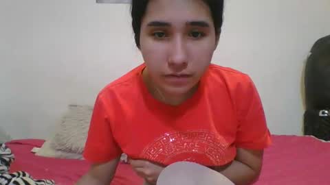 Snapshot of charlotte2852 chatting on 12.18.24 karinaa independent model online show from 12.18.24