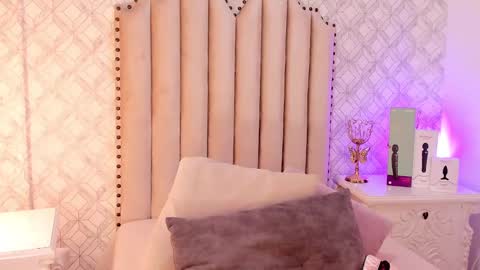   Charlotte  online show from 02.16.25