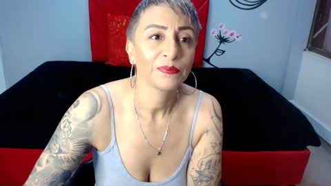 CHARLOTTE GRAY online show from 10.25.25