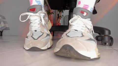 Snapshot of charlotte__grey chatting on 10.13.25 charlotte  grey online show from 10.13.25