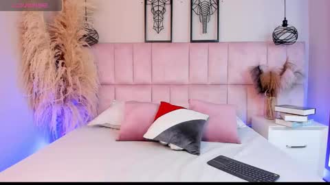 Daniela online show from 12.19.25