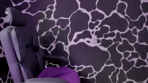 Charlotte Demony online show from 04.17.26