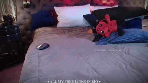 Charlotte online show from 12.07.24