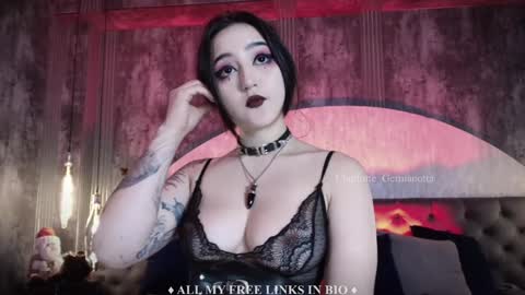 Charlotte online show from 12.17.24