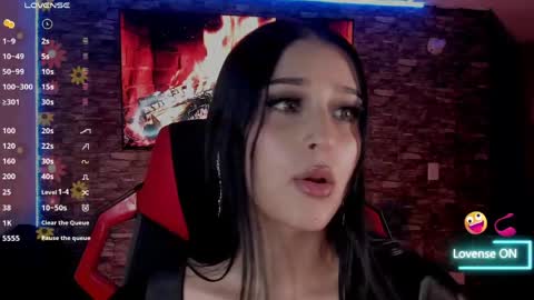 Charlotte  online show from 04.13.26